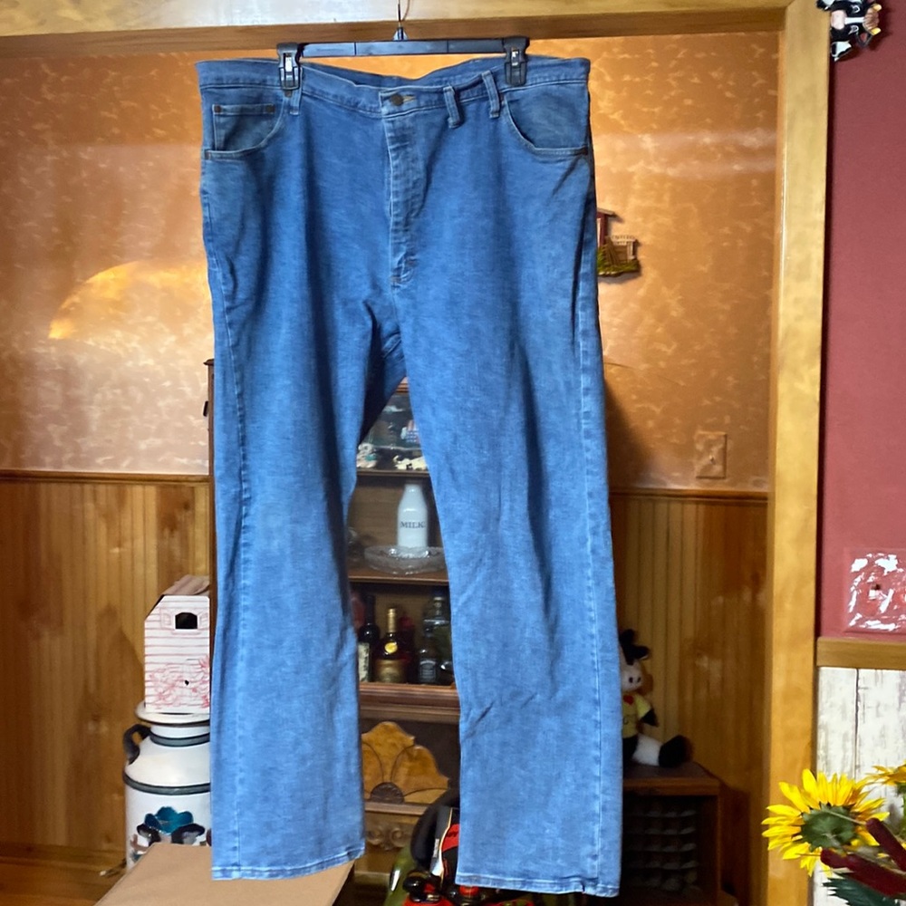 Men’s Wrangler Jeans